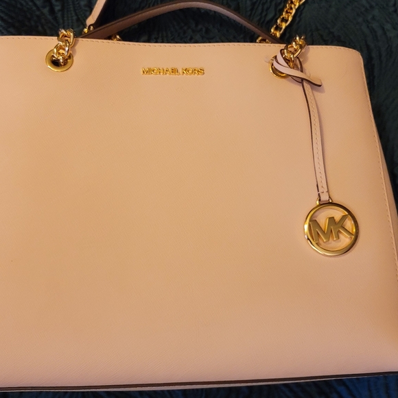 New with tags Michael Kors purse - Picture 6 of 8